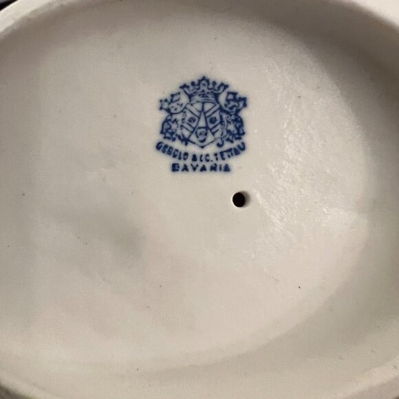 Antique Dresden Gerold Bavaria Victorian Woman Figurine With Lace Dress - Picture 6 of 6